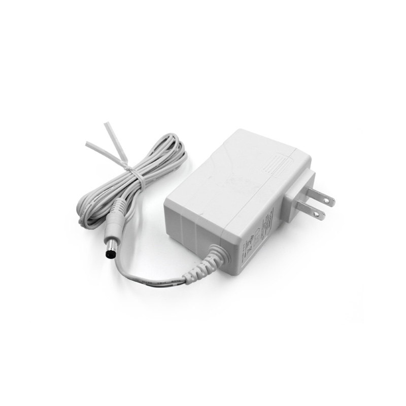 12V2A 12V2.5A美規(guī)防雷擊適配器